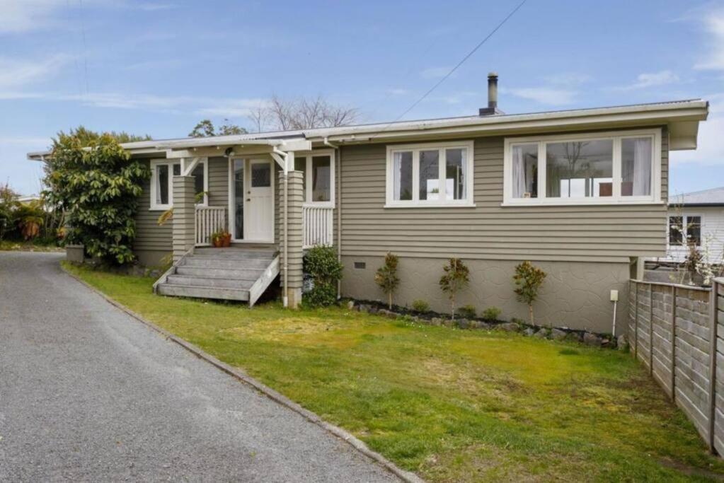 Adventurers Retreat Villa Taupo Eksteriør billede